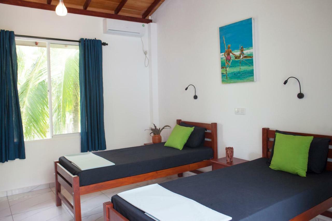 Alvas House Hotel Хикадува Екстериор снимка